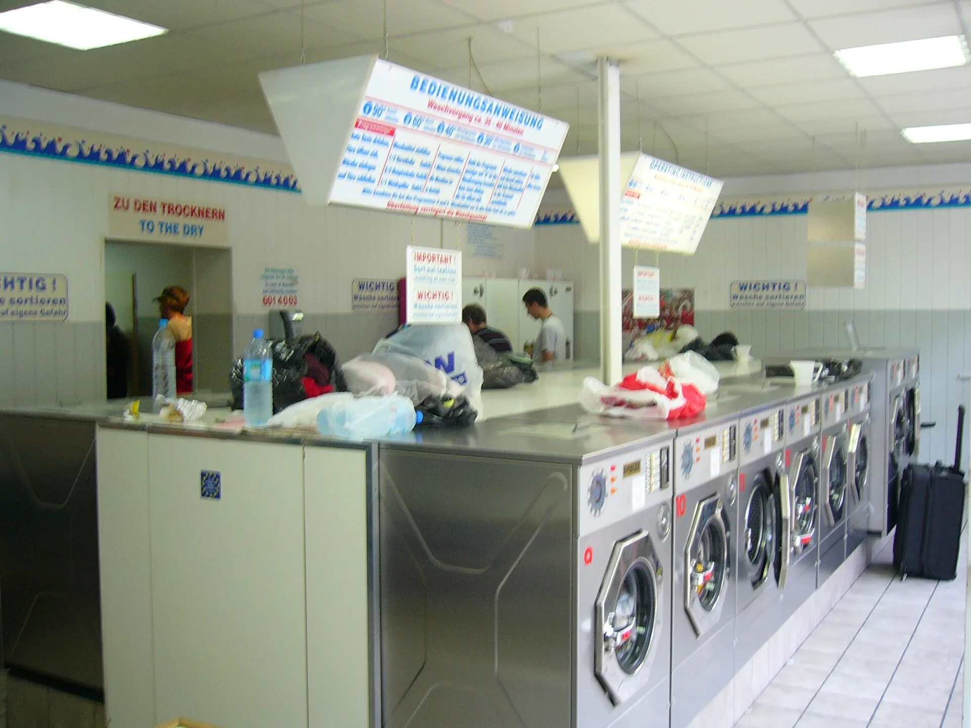 Laundromat in Munich, Germany. Laundromat site selection and location, reviewed against real use