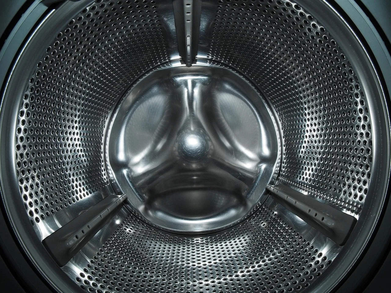 washing machine, metal, drum, perforated sheet, to wash, machine, washing machine, washing machine, washing machine, washing machine, washing machine. Laundromat equipment costs: new against used